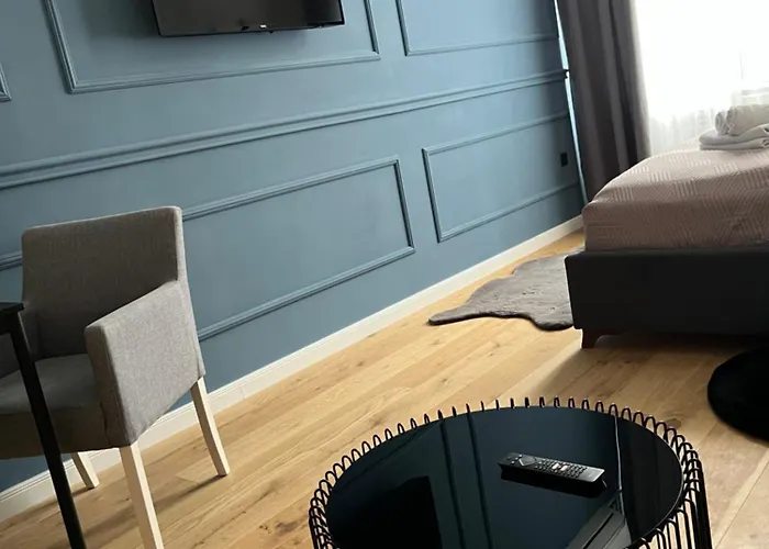 Room 44